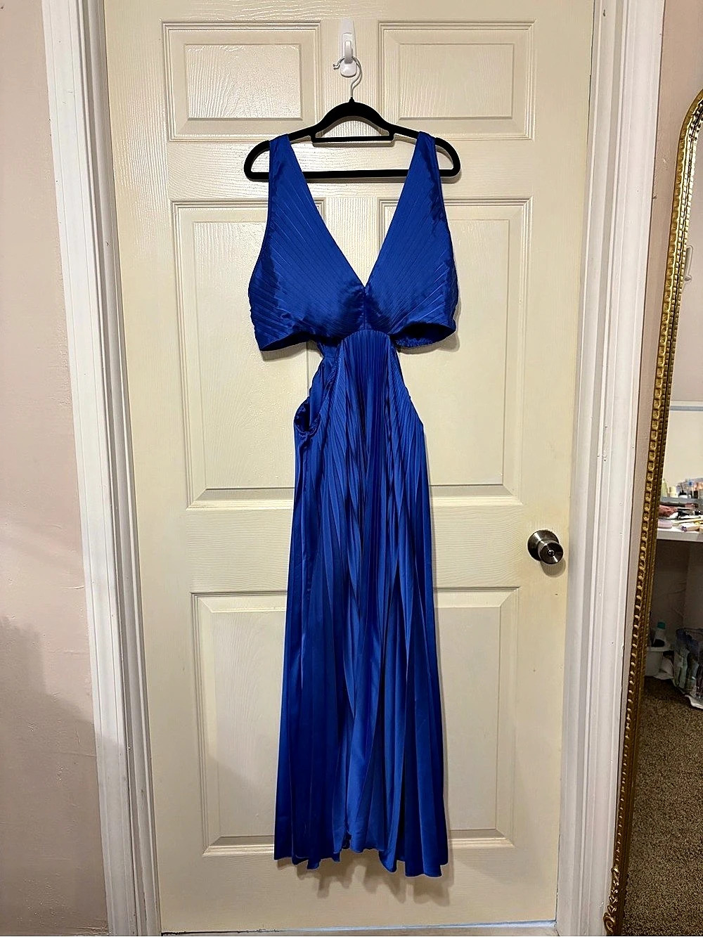 Abercrombie & Fitch Giselle Pleated Cutout Maxi Dress Blue. Worn once.